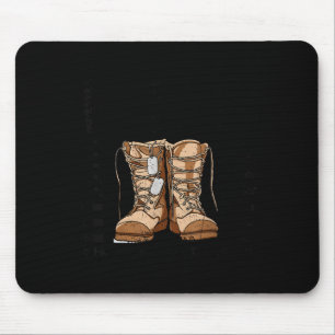Red friday honoring troops remember everyone mouse pad