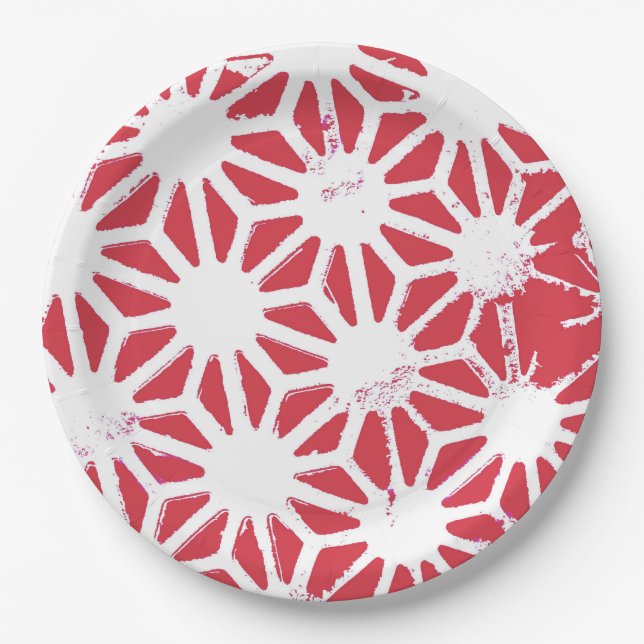 Red geometric pattern paper plate (Front)