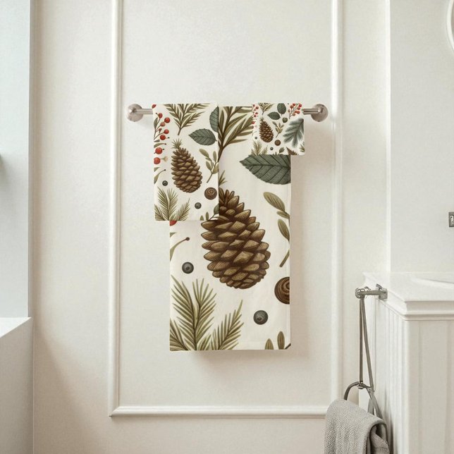 Red Green Pine and Berry Holiday Rustic Botanical Bath Towel Set (Creator Uploaded)