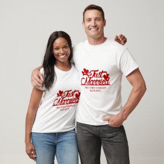 Red Just Married Typography Couple Custom Name  T-Shirt