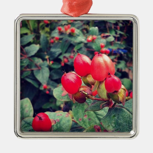 Red Metal Tree Decoration (Front)