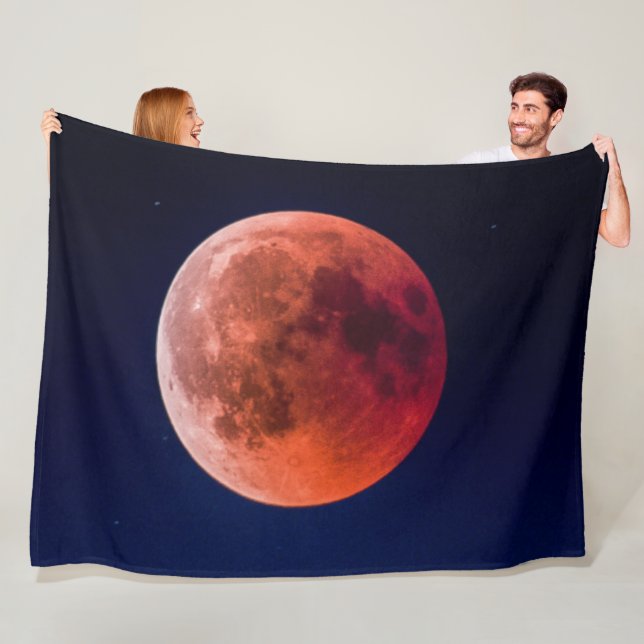 RED MOON FLEECE BLANKET (In Situ)