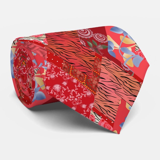 Red patchwork tie (Rolled)