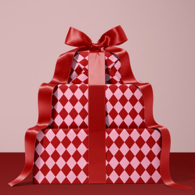 Red & Pink Argyle Christmas Wrapping Paper (Creator Uploaded)