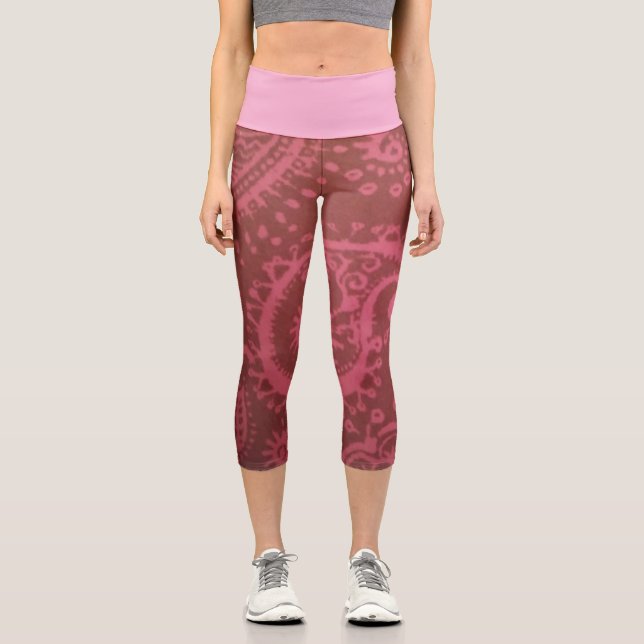 Red Pink Paisley Capri Leggings LARGE (Front)