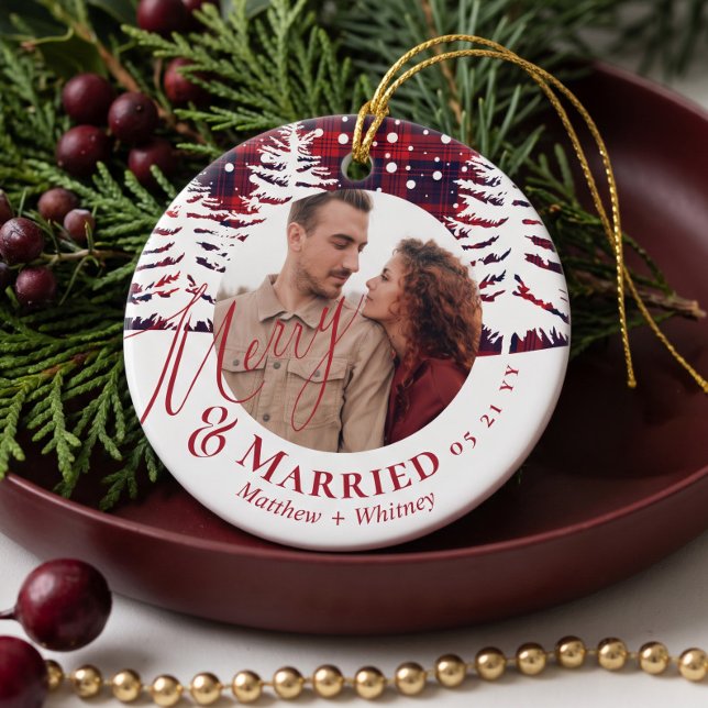 Red Plaid Pine Tree First Christmas Married Photo Ceramic Tree Decoration (Red Plaid Pine Tree First Christmas Married Photo Ceramic Ornament)