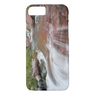 Red rock in Baring Creek in Glacier National Case-Mate iPhone Case