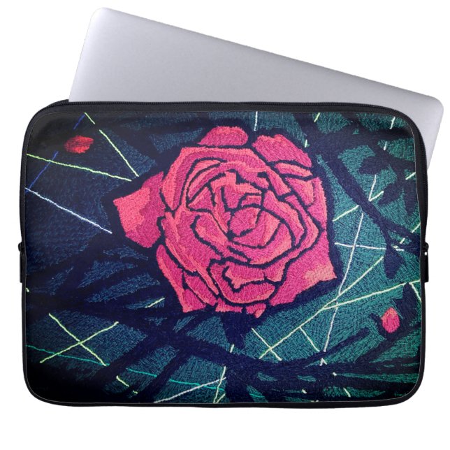 Red rose laptop sleeve (Front)