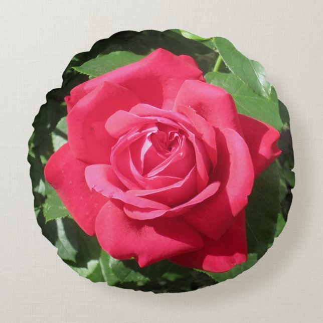 Red Rose Round Pillow (Front)
