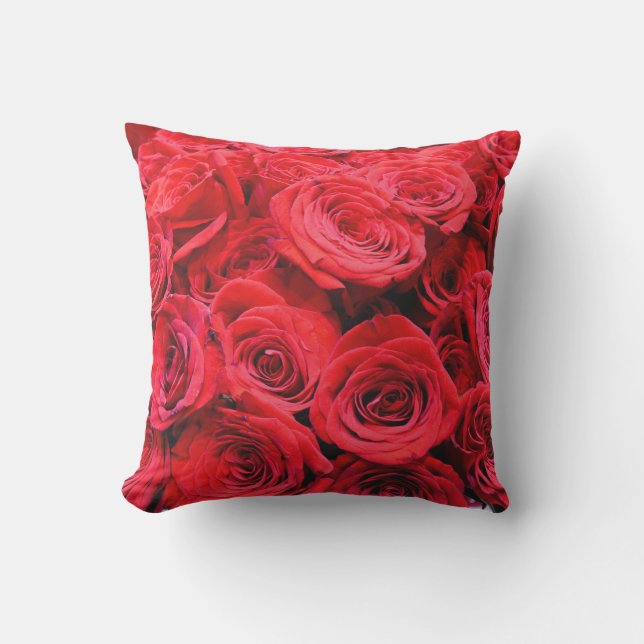 Red roses outdoor cushion (Front)