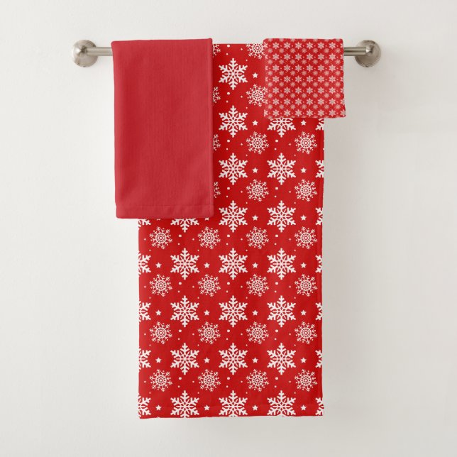 Red Snowflake Bath Towel Set (Insitu)