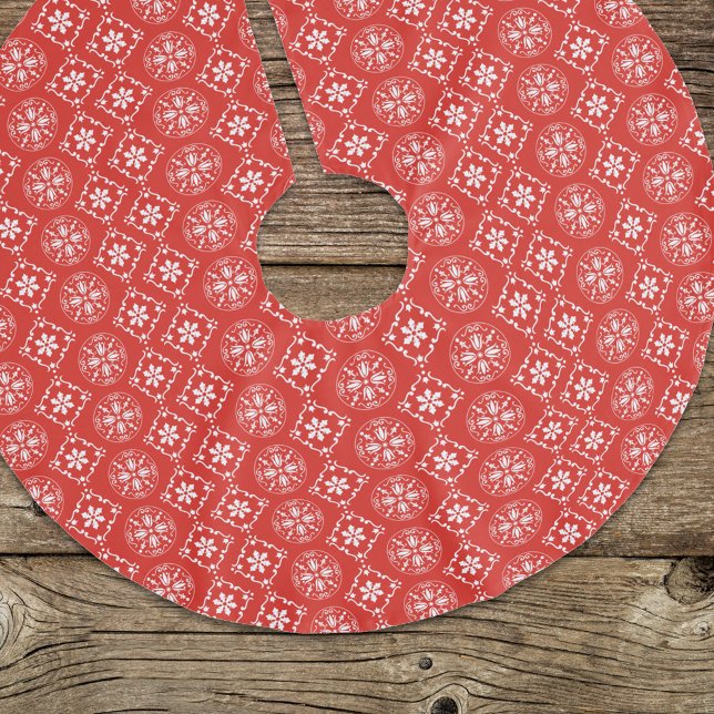 Red Snowflake Pattern Simple Christmas Brushed Polyester Tree Skirt (Christmas holiday red and white tree skirt. )