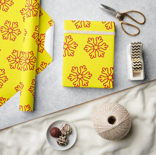 Red Snowflakes Yellow Wrapping Paper (Crafts)