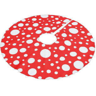 Red Spots Tree Skirt