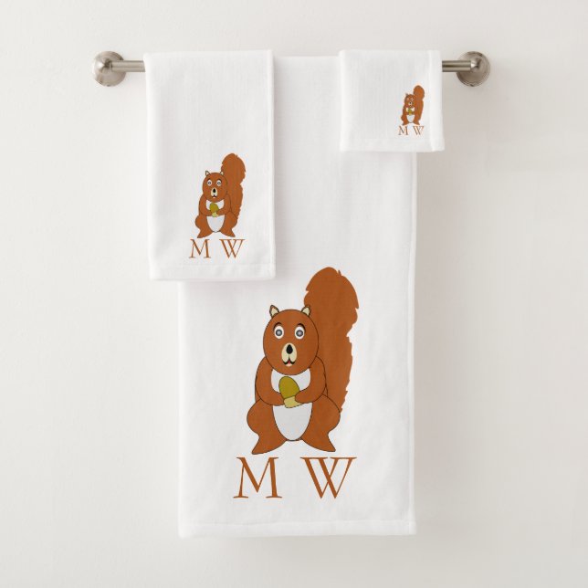 Red Squirrel Design Monogrammed Bath Towel Set (Insitu)