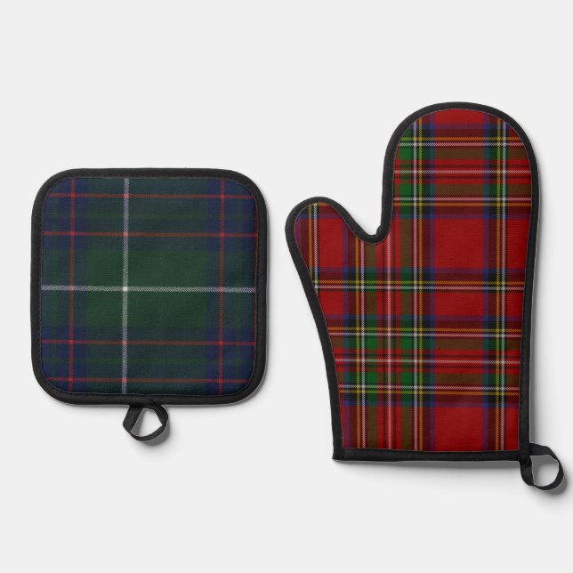 Red Stewart Plaid Tartan for Christmas Oven Mitt & Pot Holder Set (Front)