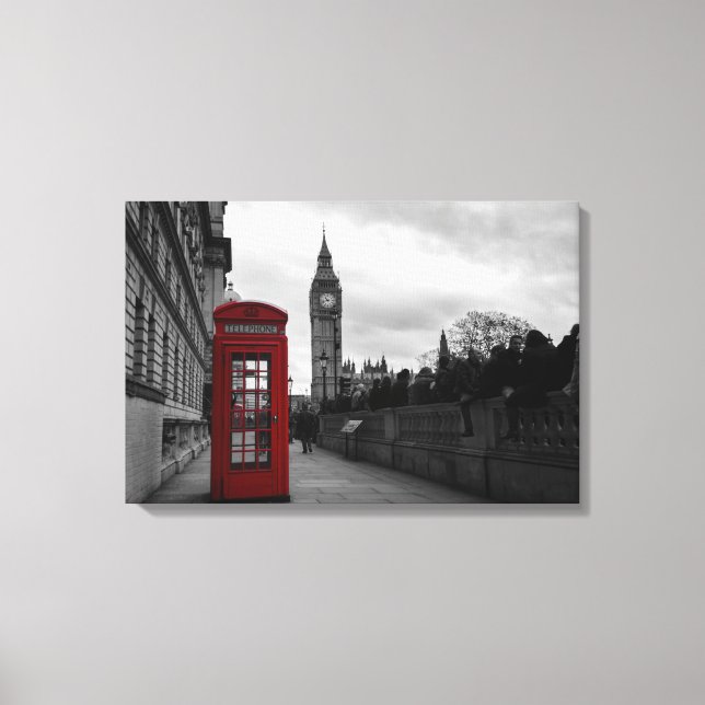 Red telephone box in London canvas Print (Front)