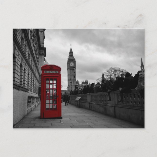 Red telephone box in London postcard (Front)