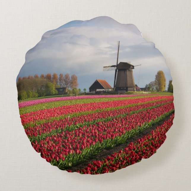 Red tulips and a windmill round cushion (Back)
