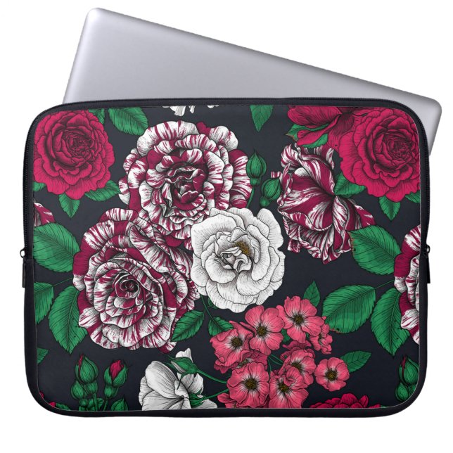 Red, white and bi-colour roses with green leaves o laptop sleeve (Front)