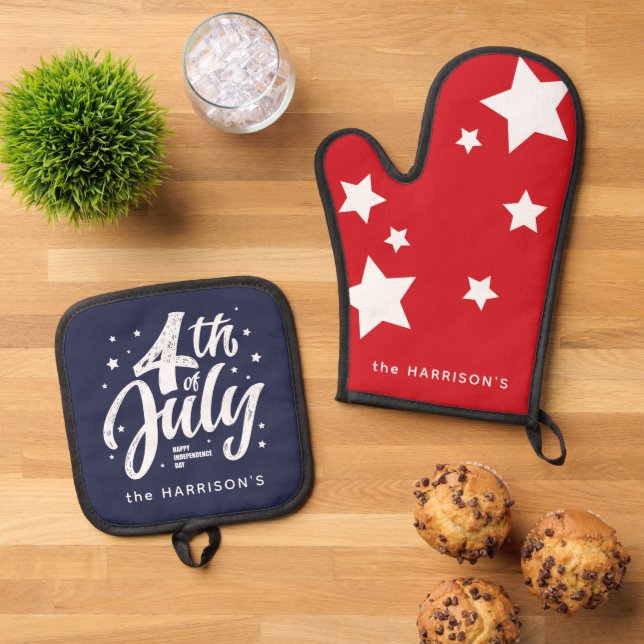 Red White Blue Independence Day 4th Of July Oven Mitt & Pot Holder Set (Top Down)