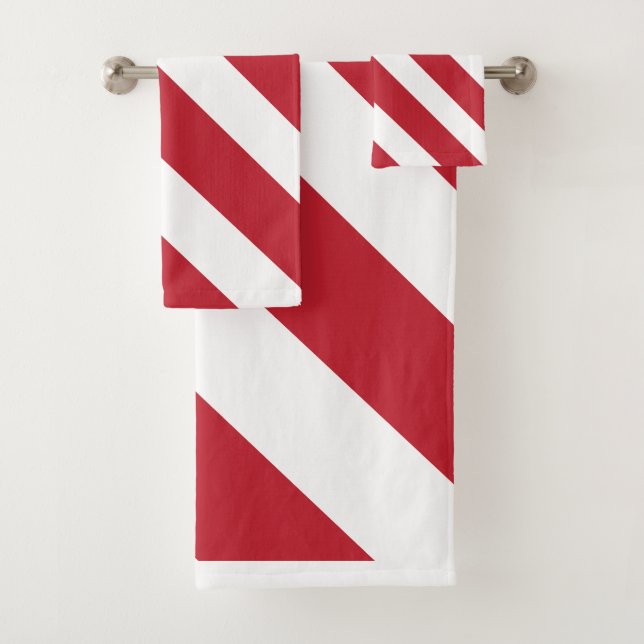 Red White Diagonal Stripes Pattern Bath Towel Set (Insitu)