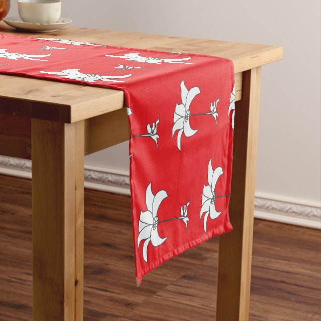 Red White Floral Short Table Runner (In Situ)
