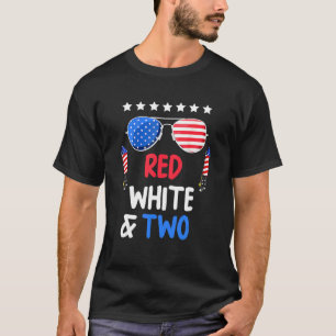 Red White & Two 2nd Birthday 4th Of July Independe T-Shirt