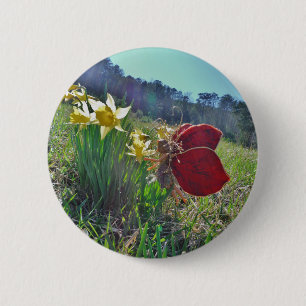 red wing fairy and daffodils 6 cm round badge