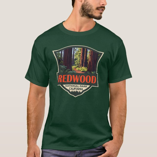 Redwood National Park Illustration Retro Badge T-Shirt (Front)