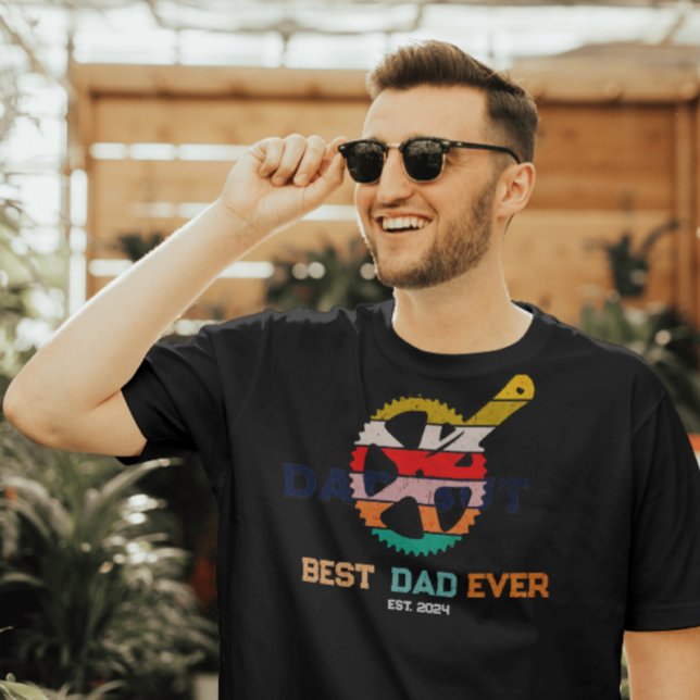 Regalo Personalizado Para Papa  amante al ciclismo T-Shirt (Creator Uploaded)