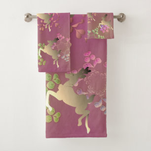 Reindeer and Snowflakes Bath Towel Set