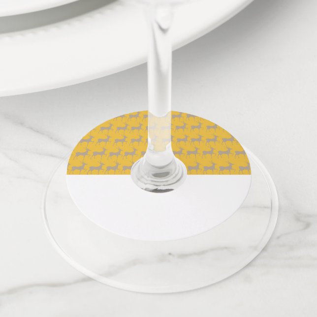 Reindeer Pattern Christmas Wine Glass Tags (Close Up)