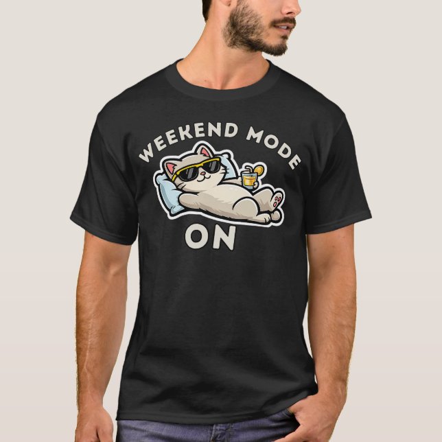 Relaxed Cat Weekend Mode Illustration Design T-Shirt (Front)