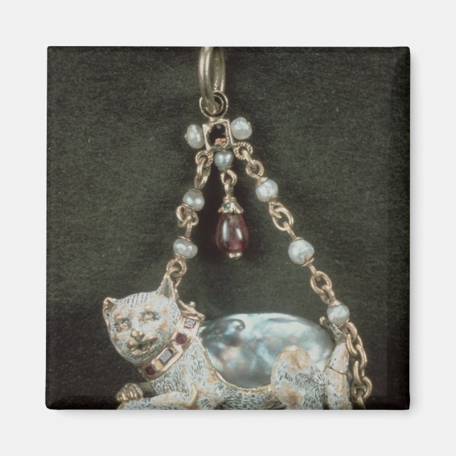 Renaissance cat pendant magnet (Front)