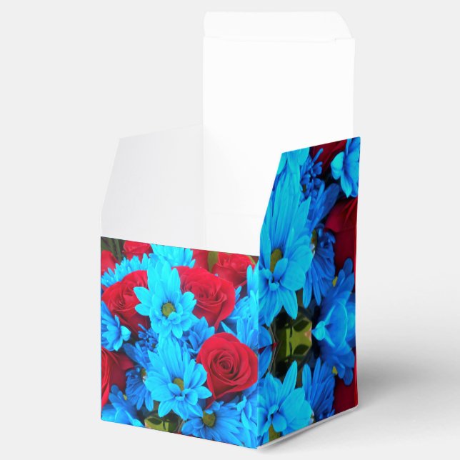 Renilde Favour Box (Opened)