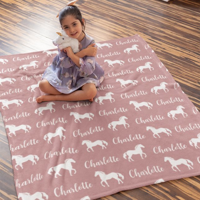 Repeated Names Horse Purple Simple Fleece Blanket (Creator Uploaded)