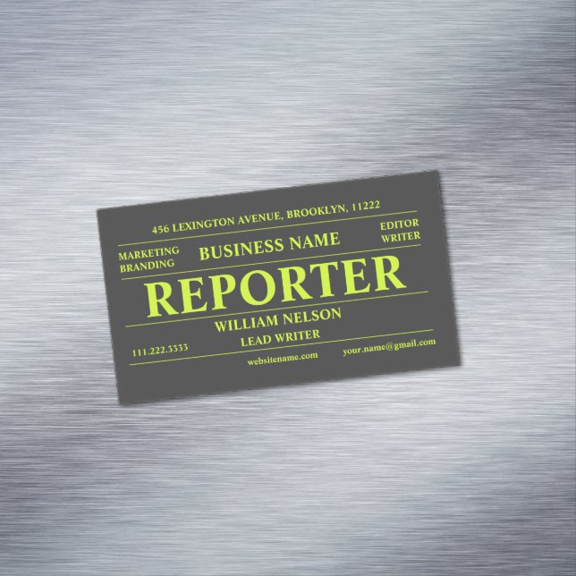 Reporter Journalist Black Magnetic Business Card (In Situ)
