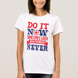 rescue service work paramedic first aider T-Shirt