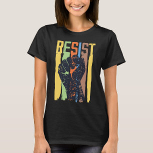 Resist Impeach Trump Anti Trump Dump Trump Resista T-Shirt