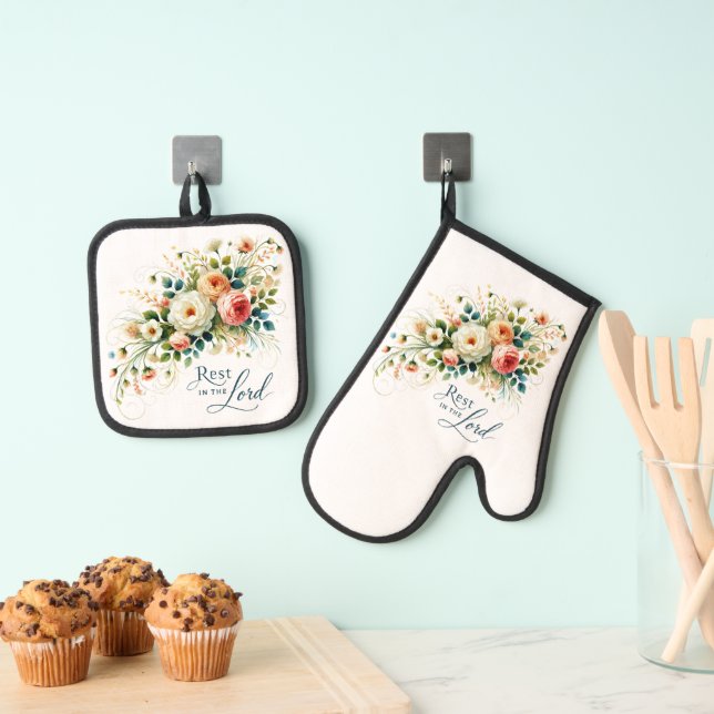 Rest in the Lord floral Oven Mitt & Pot Holder Set (Insitu(Hanging))