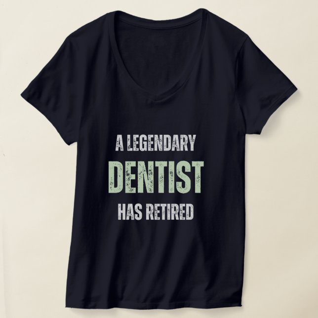 Retired dentist Funny vintage retirement gift  T-Shirt (Laydown)