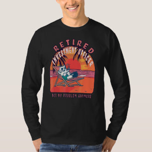 Retired Investment Officer Vintage Retirement T-Shirt