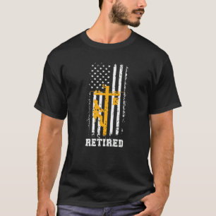 Retired Lineman Us Flag Lineman Retirement T-Shirt