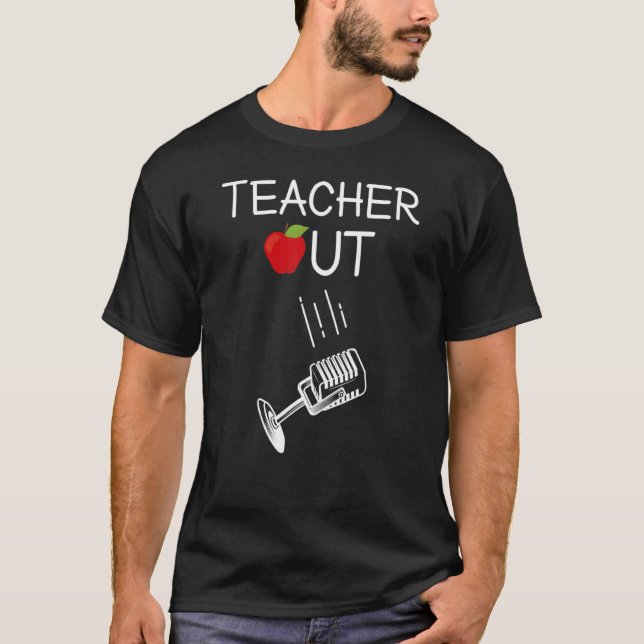 Retired Teacher Out Mic Drop Retirement End Of Sch T-Shirt (Front)