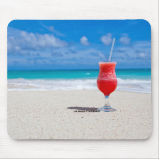 Retirement: Sandy Beach and Frosty Drink Mouse Pad