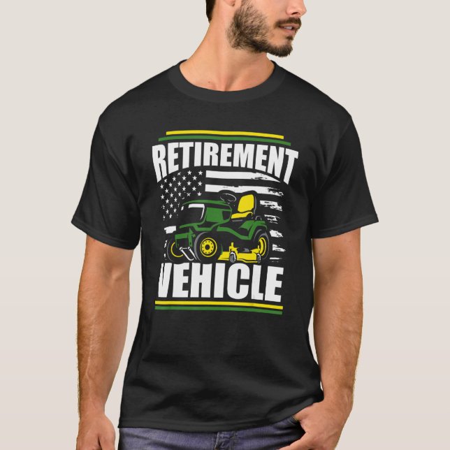 Retirement Vehicle  Riding Lawn Mower American Fla T-Shirt (Front)
