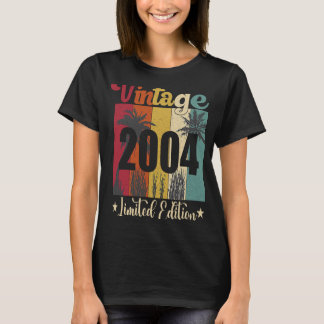 reto vintage 2004 birthday birthday T-Shirt