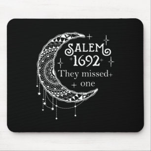 Retro 1692 They Missed One Witch Salem 1692 Hallow Mouse Pad