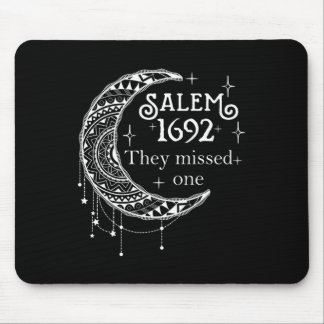 Retro 1692 They Missed One Witch Salem 1692 Hallow Mouse Pad